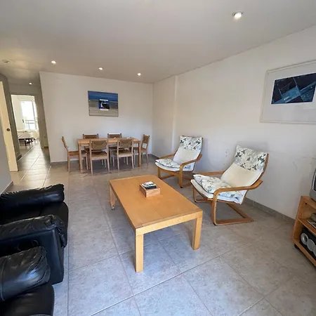 Apartamento 181 Jardines De *